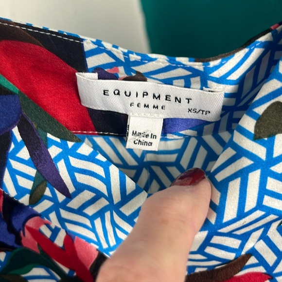 Equipment women’s size XS floral silk midi dress - Picture 4 of 9